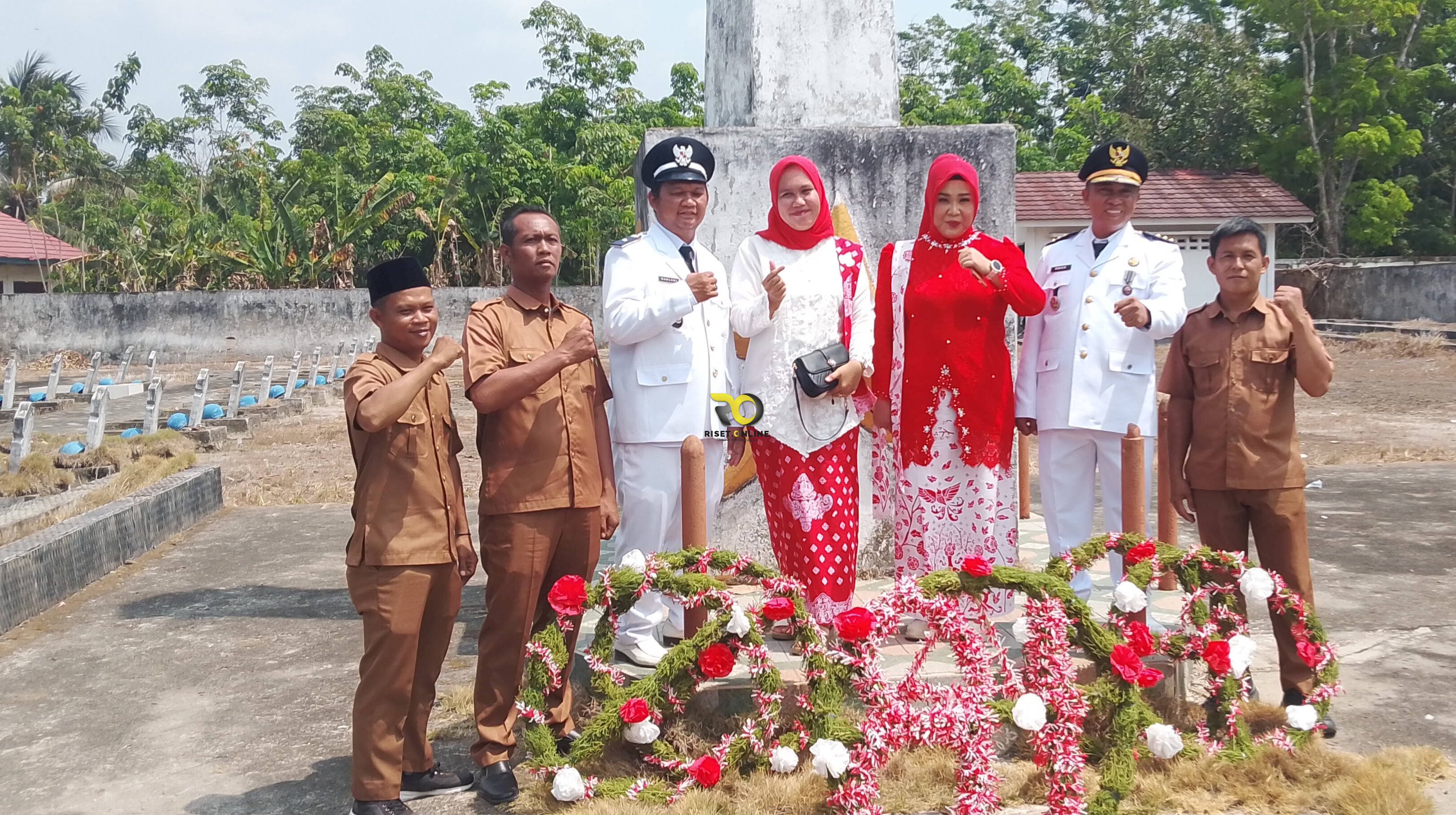 Upacara HUT ke-81 RI di Kecamatan Abab PALI Berlangsung Khidmat, Camat dan Rombongan Ziarah ke Makam
